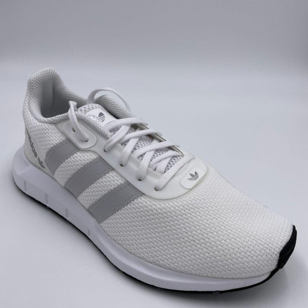 Adidas Swift Run RF White Womens Shoes - Picture 7 of 8